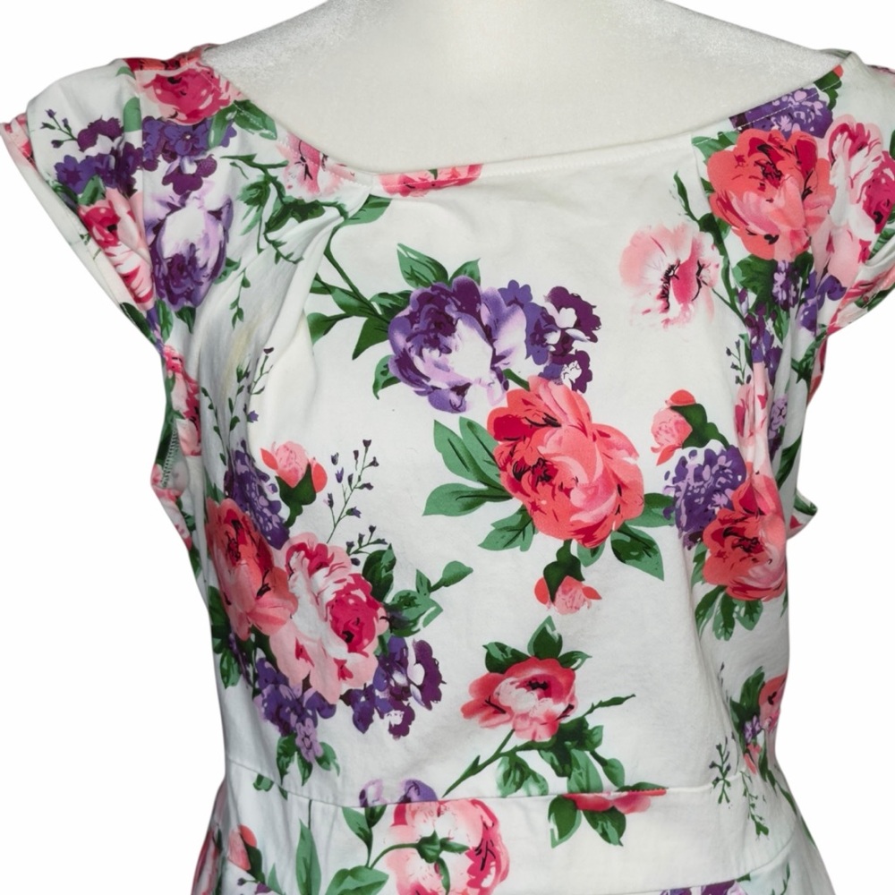 Belle Poque Floral Sweetheart Retro 50s Dress in White with Pink & Purple Blooms - Picture 2 of 10